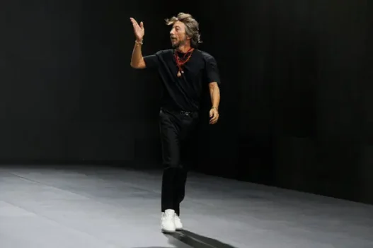 Balenciaga Zmienia Kierownictwo