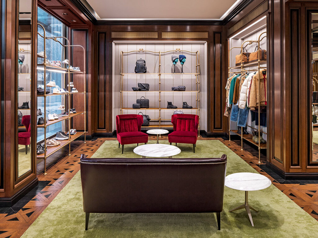 jak Gucci i Louis Vuitton wygrywają w kryzysie