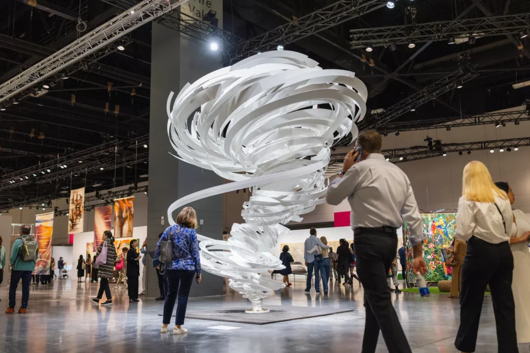 Art Basel Miami Beach Przewodnik Po Najwazniejszych Targach Sztuki W Usa