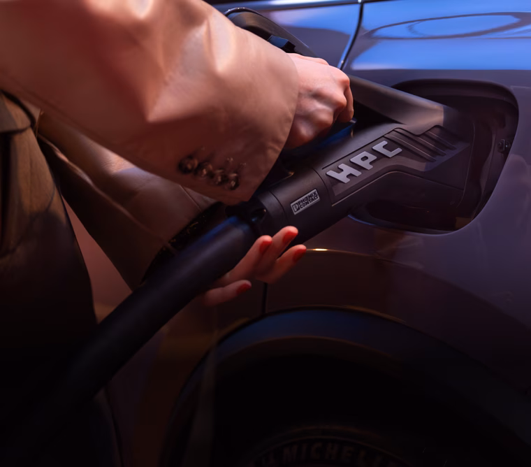 Porsche Macan Ev Szybkie Ladowanie